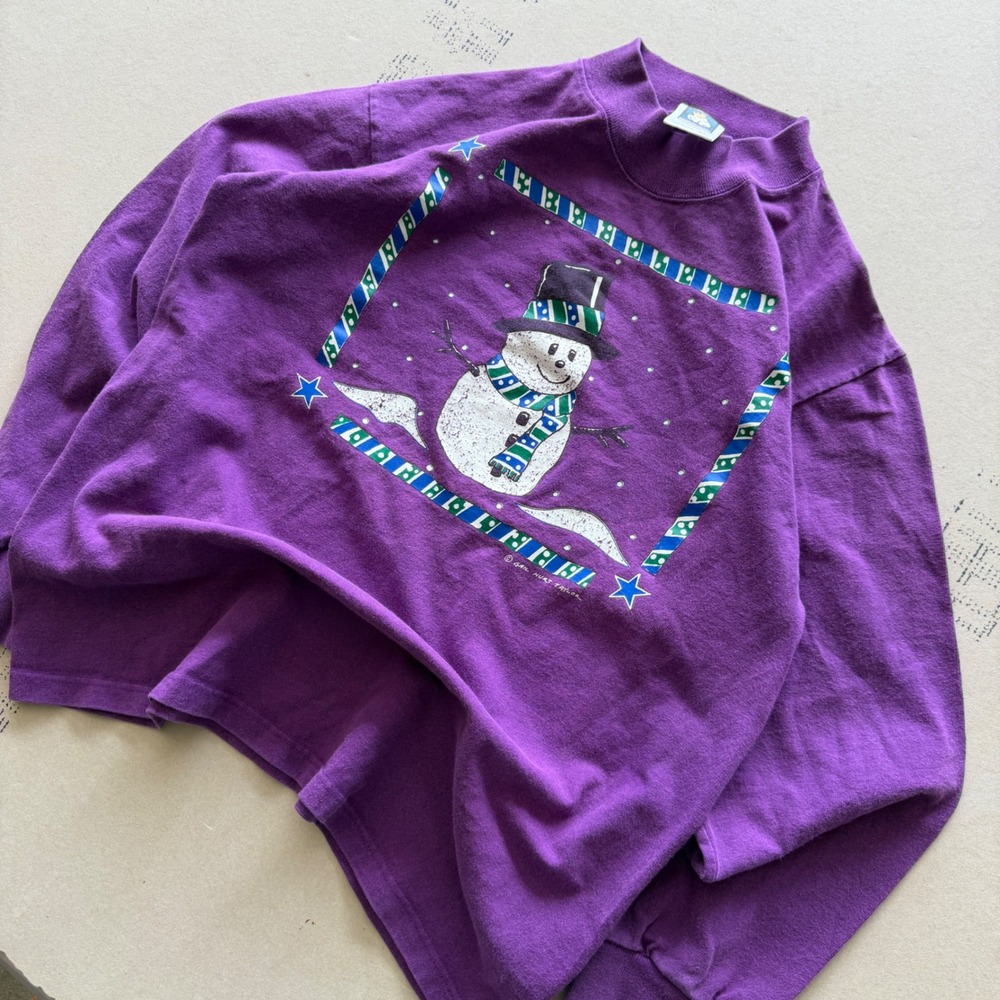 Vintage 90s Cotton Deluxe Snowman Graphic Mock Neck T-shirt